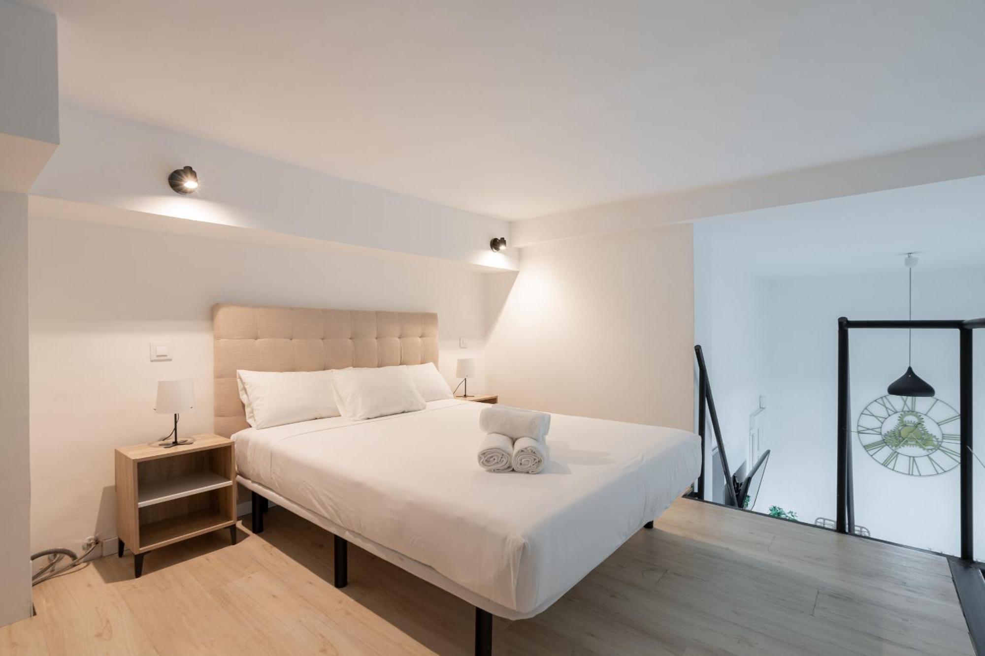 Lofts Reformados En El Bernabeu Alquiler Temporal Apartment Madrid Exterior photo